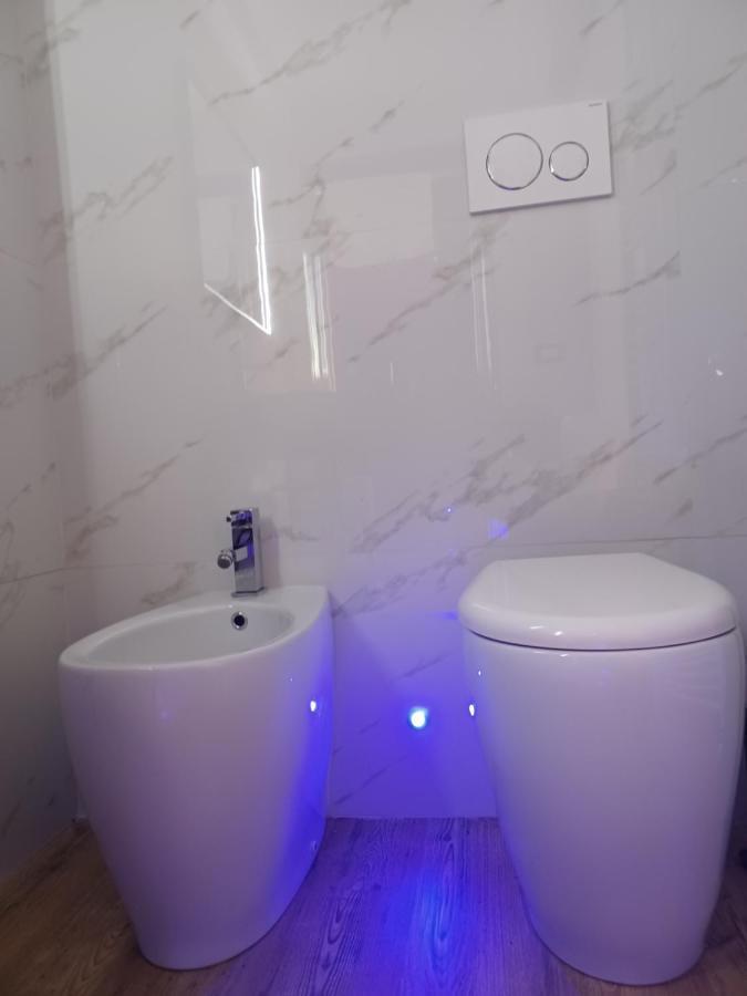 All'1 Di Rajno' Relaxing Aparthotel Λέτσε Εξωτερικό φωτογραφία